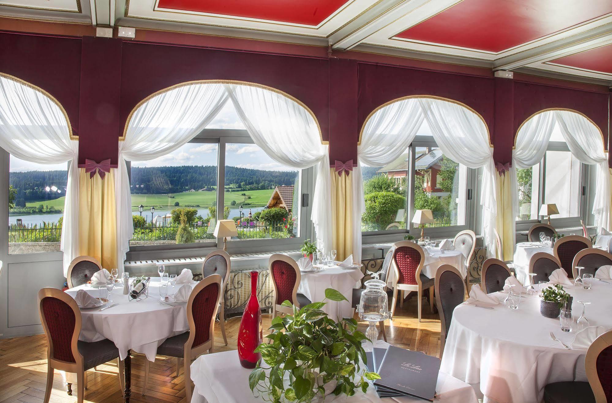 Hotel-Restaurant Le Lac Malbuisson Exterior foto