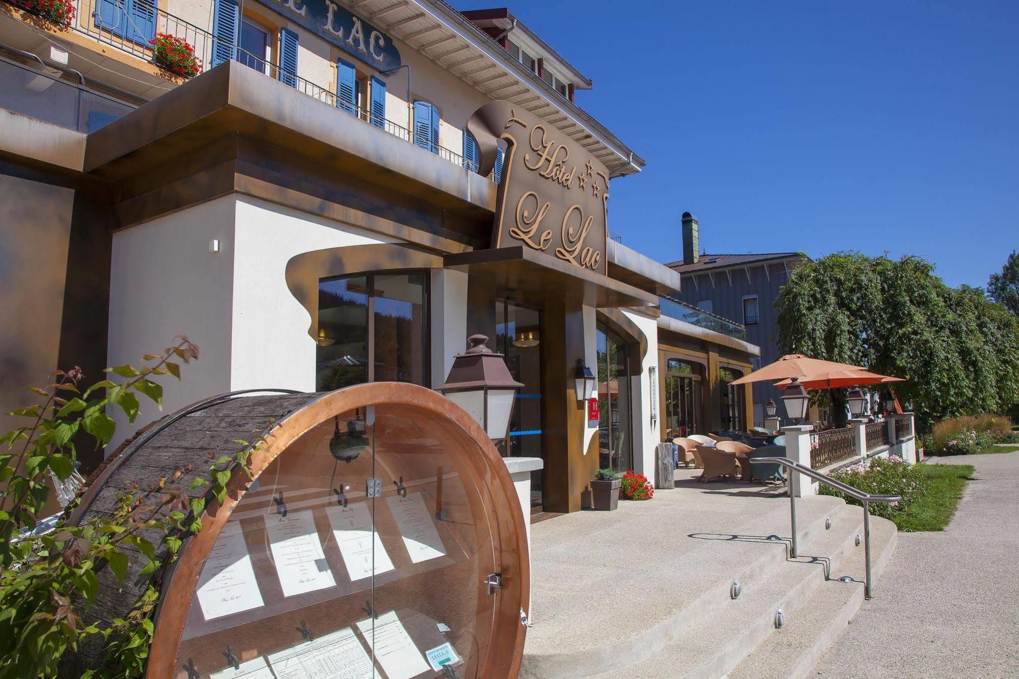 Hotel-Restaurant Le Lac Malbuisson Exterior foto